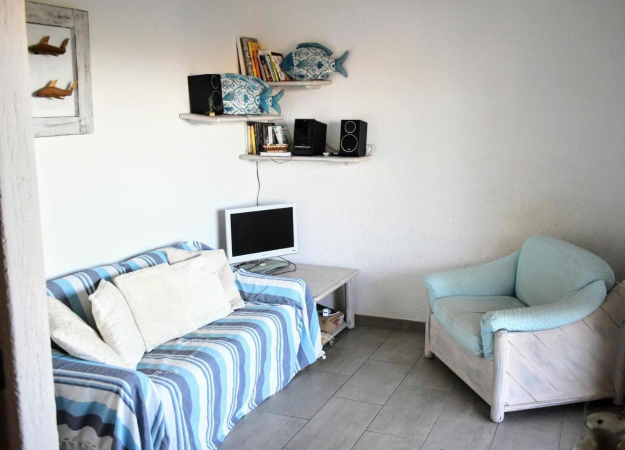 Iss Travel, Sea View Apartment Il Corbezzolo - Ground Floor With Air-Condition Сан-Теодоро Екстер'єр фото